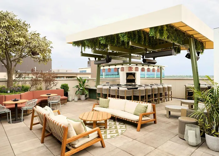 Halcyon - A Hotel In Cherry Creek