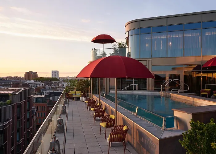 Hotel The Botree London, Curio Collection By Hilton
