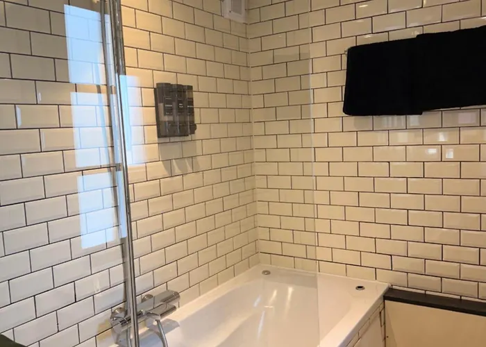 The Smallest Hotel In Amsterdam