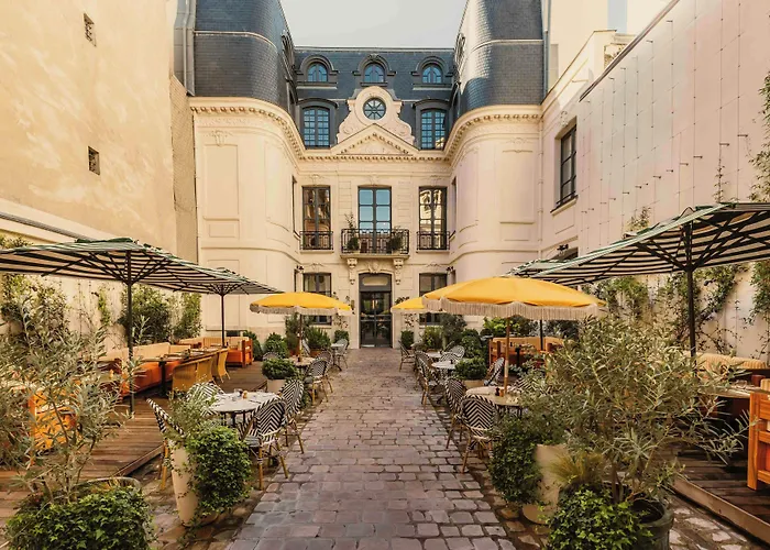 Le Jardin de Verre by Locke Paris