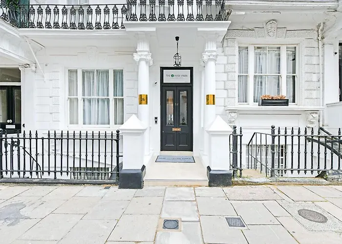 The Chapter Hotels - J Hyde Park