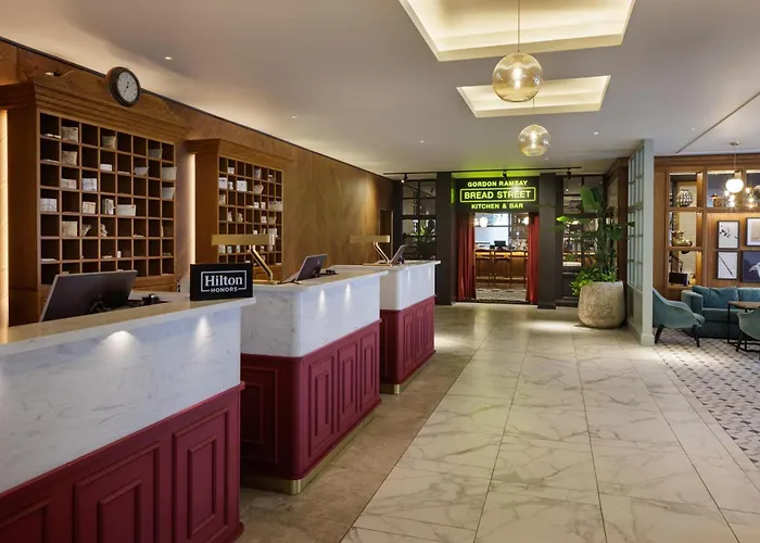 Hotel Doubletree By Hilton Bath