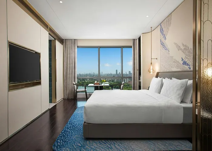 Hualuxe Shanghai Changfeng Park By Ihg
