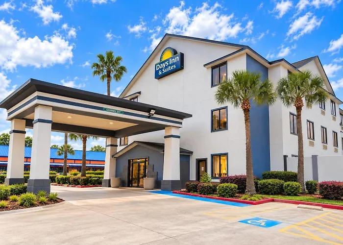 Days Inn & Suites By Wyndham Houston North/Aldine