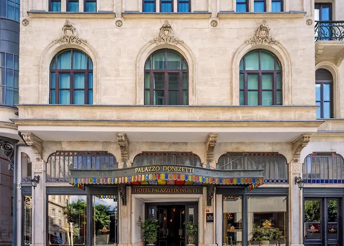 Palazzo Donizetti Istanbul, Tapestry Collection by Hilton