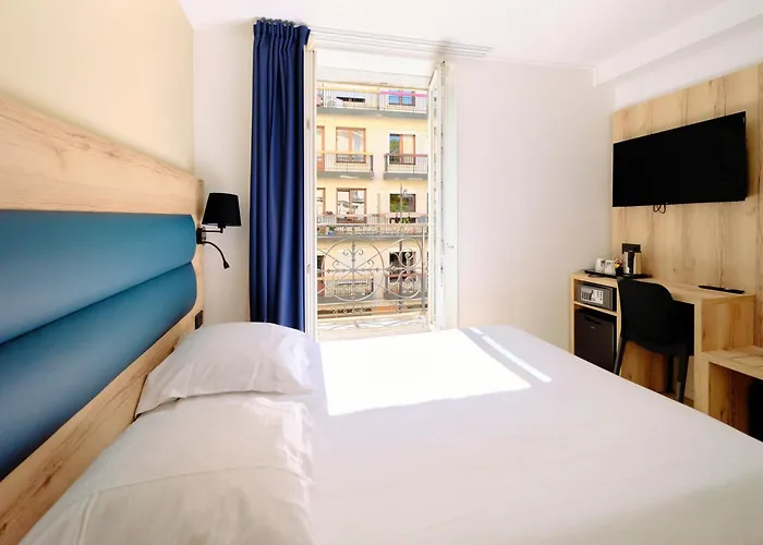 Hotel Du Chemin Vert Parigi
