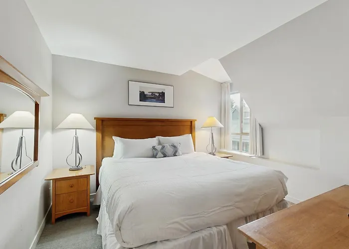 Whistler Peak Lodge