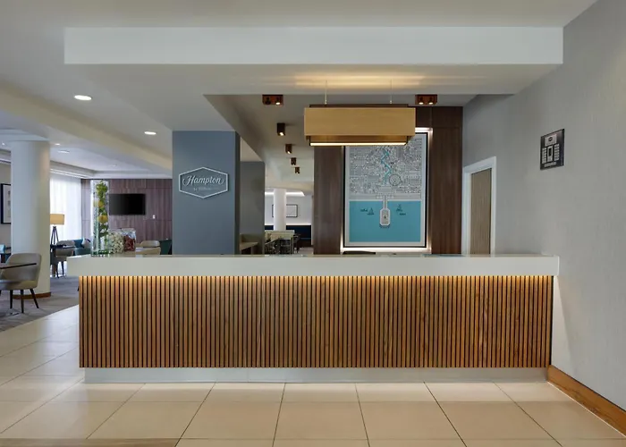 Hotel Hampton By Hilton Bornemouth