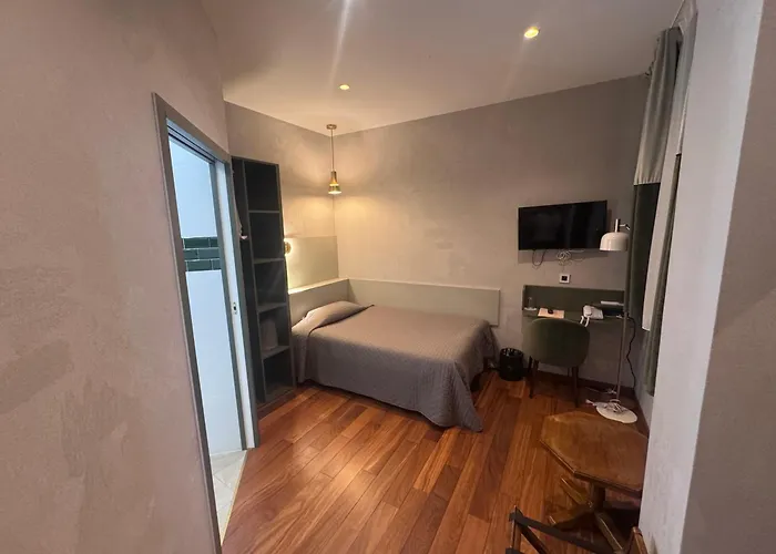 Hotel Meslay Republique Paris