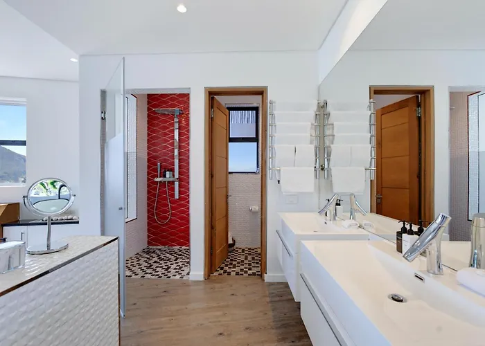 Sea Star Rocks Boutique Hotel