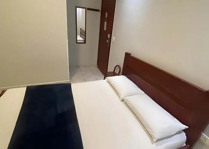 Apeninos Suites Basicas