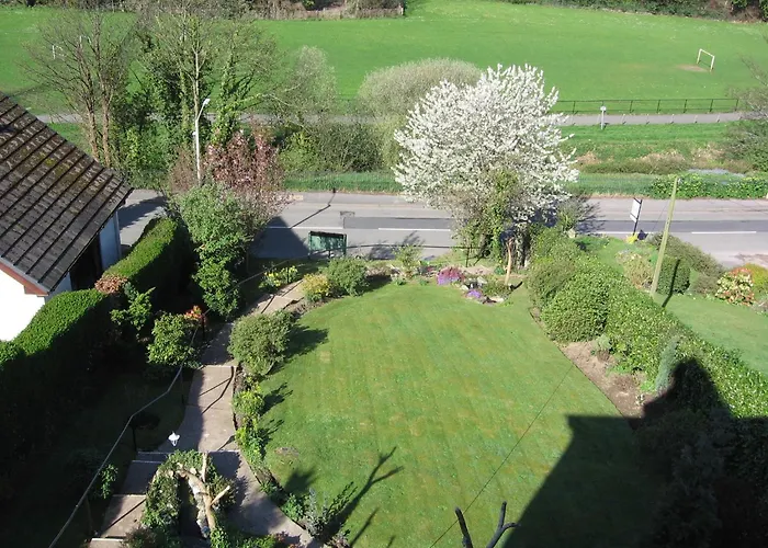Bryn Derwen Guest House Conwy