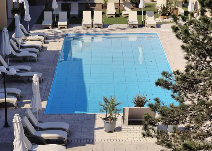 Sellas Hotel