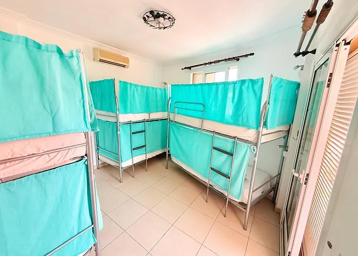 Duque Nest Hostel Costa Adeje 