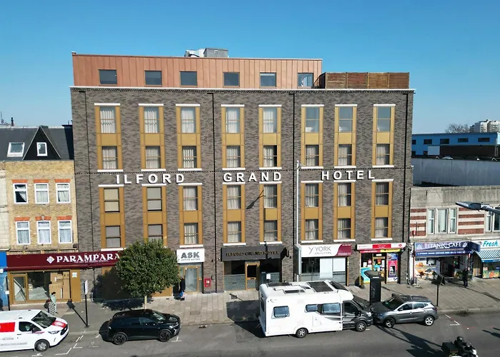 Ilford Grand Hotel