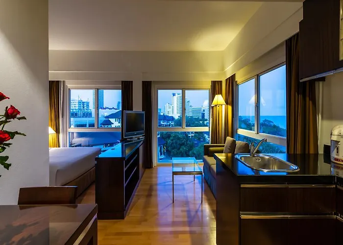 Rcg Suites Pattaya