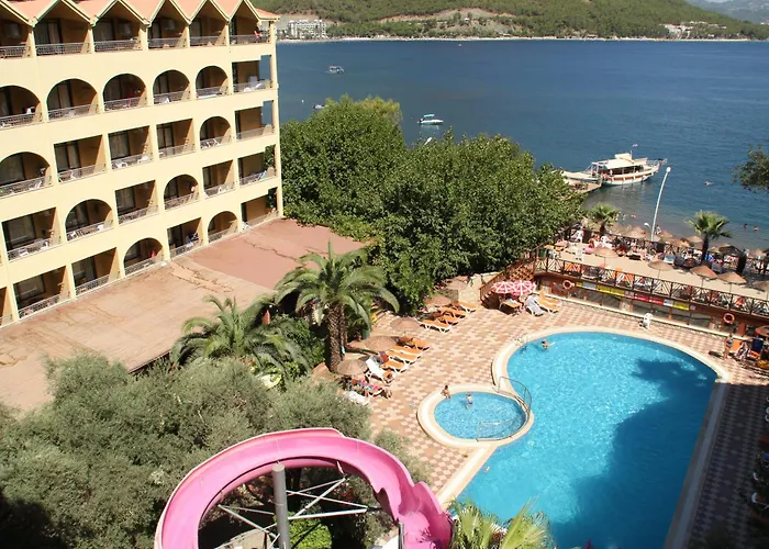 Hotel Golmar Beach