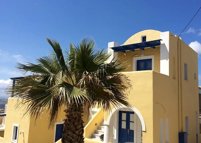 Aparthotel Cultural House Pýrgos