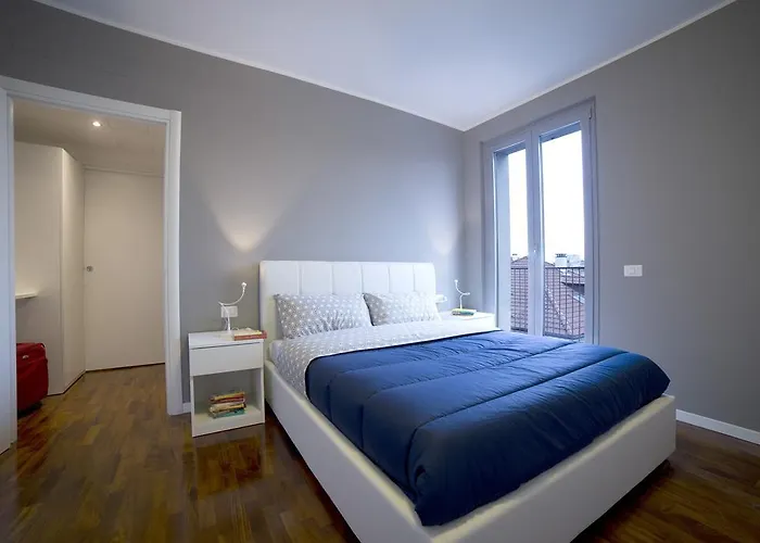 Aurum Aparthotels Pianell 10 Milan