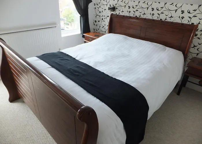 Grove Guest House