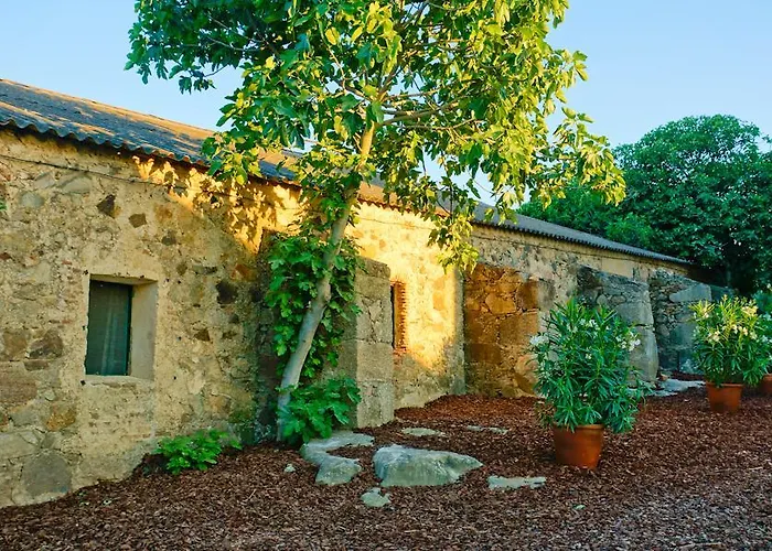 Casa Rural Castillo De Caceres