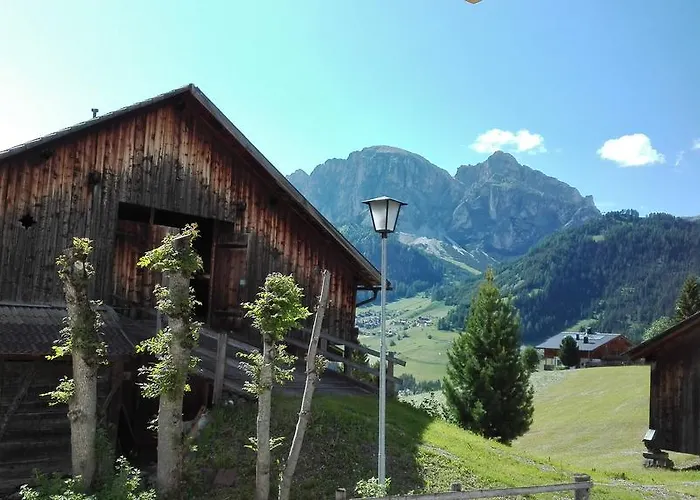 Pensione Valbona Corvara In Badia