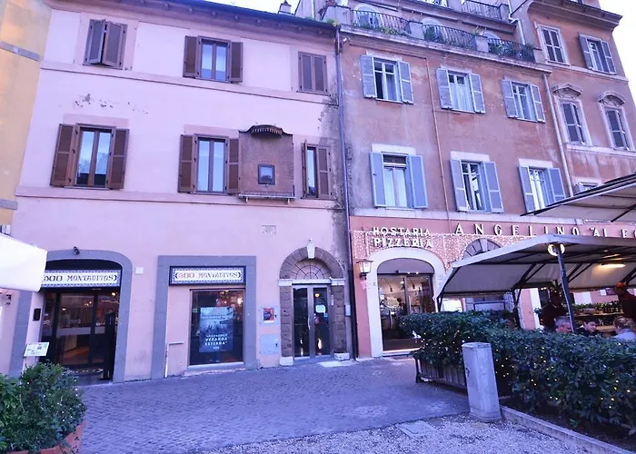 Hotel De Roma