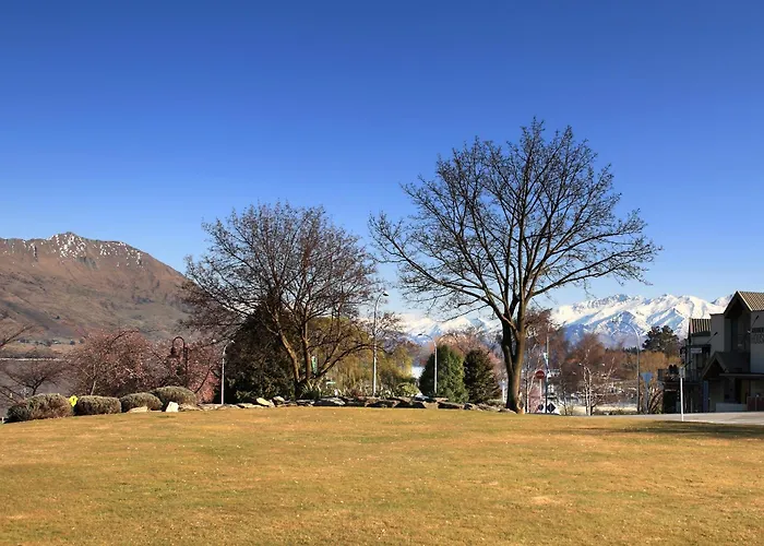 Wanaka Hotel