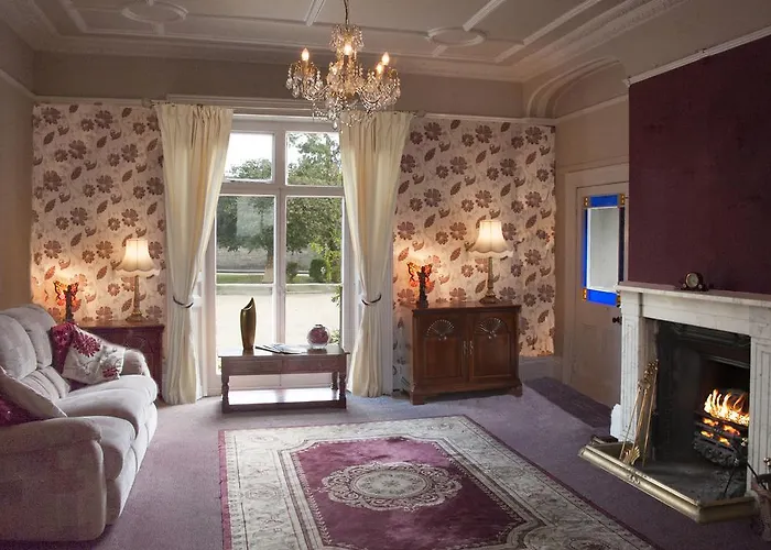 Hilbury Court Hotel Trowbridge