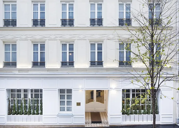 Hotel Celeste Batignolles Montmartre Parijs