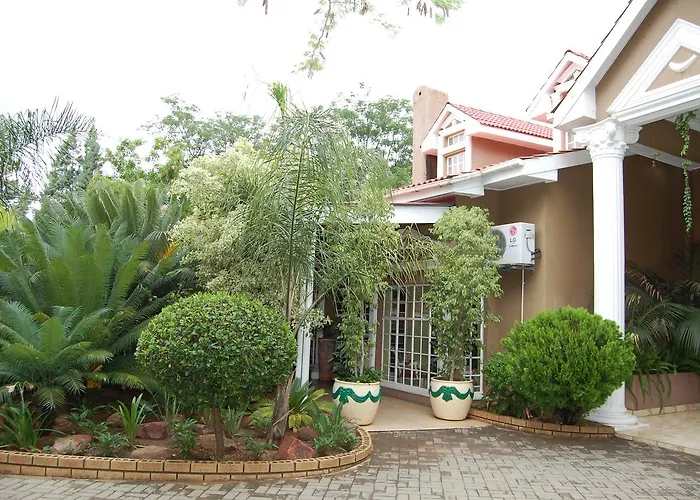 Falcon Crest Suites