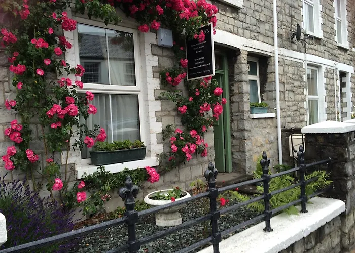 Mair'S Hotel Bridgend 
