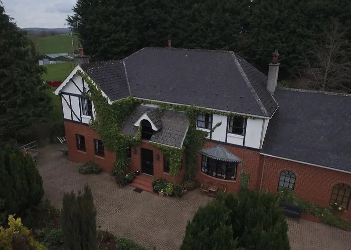Pinewood Lodge Guest House Omagh