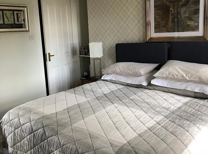 Pitreavie Guest House