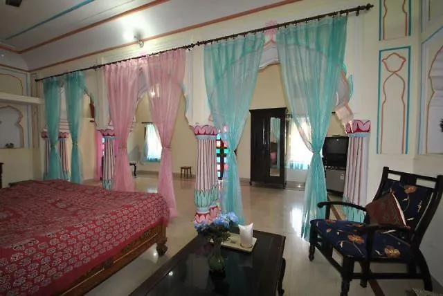 Rawla Mrignayani Palace