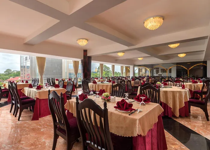 Taw Win Garden Hotel Yangon