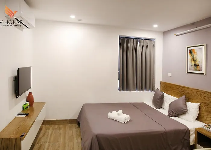 V House 5 Serviced Apartment