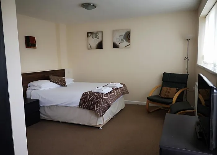 Tadross Hotel