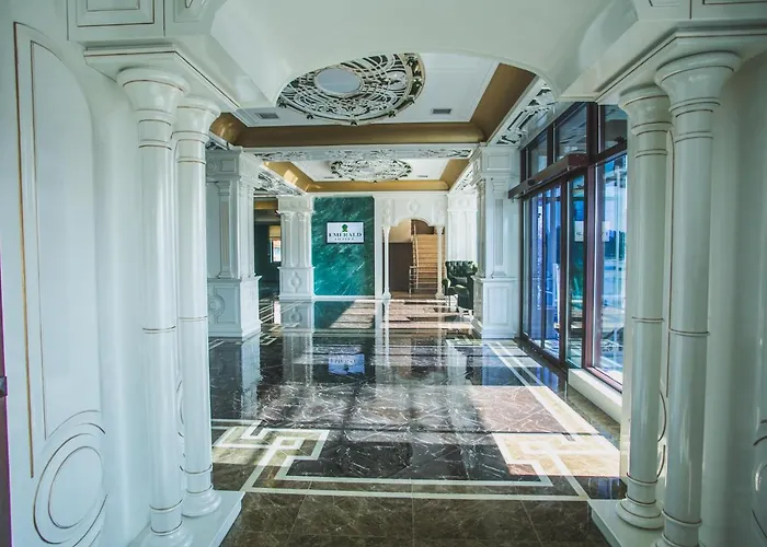 Emerald Hotel Baky