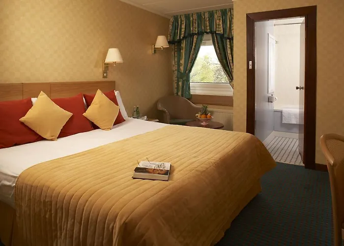 King Malcolm Hotel Dunfermline