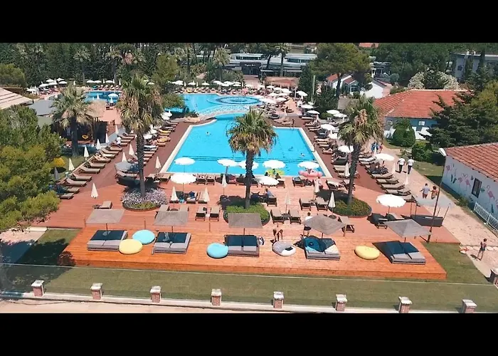 Tropikal Bungalows Durrës