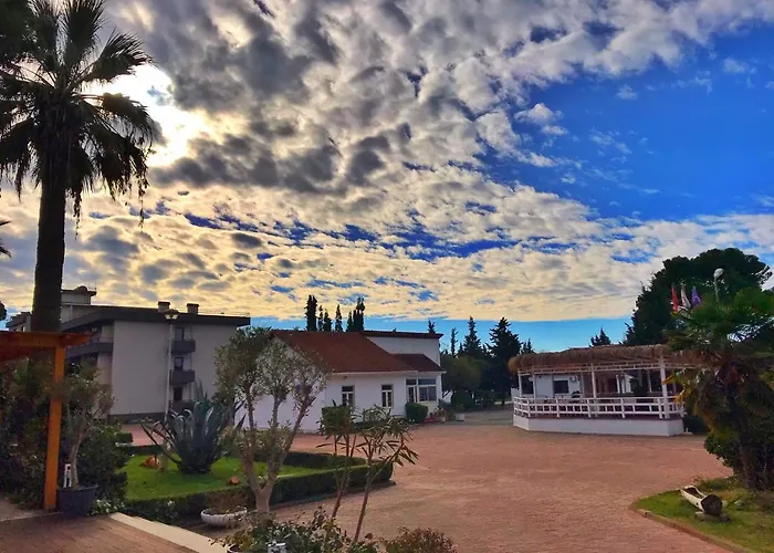 Tropikal Bungalows Durrës