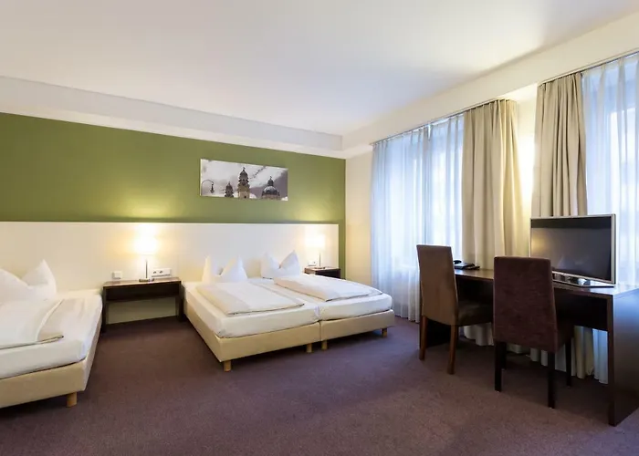 Hotel Dolomit Munich