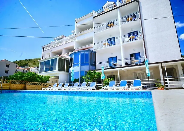Villa Bavaria Trogir Donji Seget