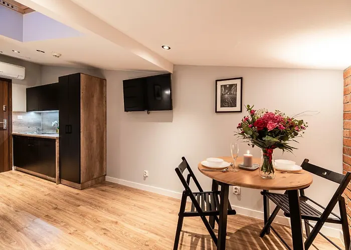 Lubomirskiego 23 Residence - Great Location, 10 Min To Main Square By Foot, Right Next To Main Rail And Bus Station Cracovia
