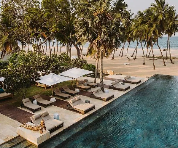 Karpaha Sands Passikudah