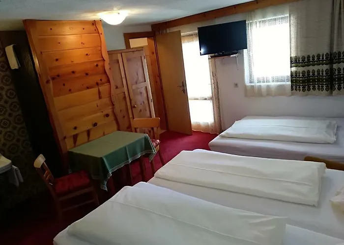 Hotel Garni Alpenrose
