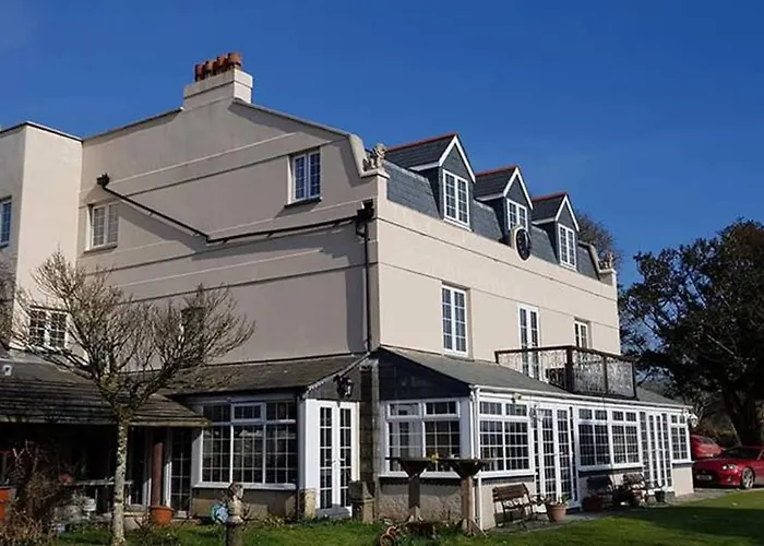 Great Trethew Manor Hotel & Restaurant Menheniot