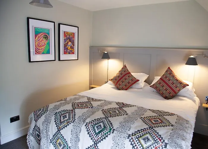 The Kings Arms Hotel Malmesbury