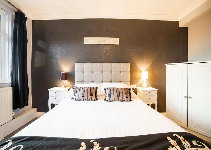 The Traxx Hotel Bangor 